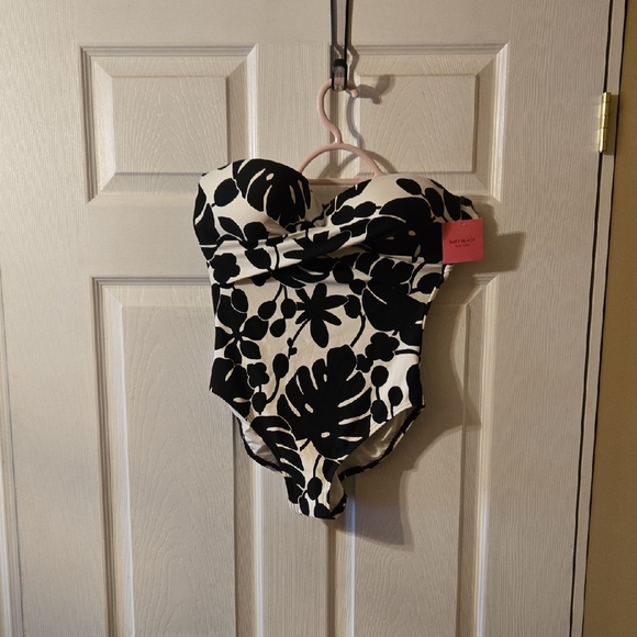 kate spade Other - Kate Spade Black and White Floral Design